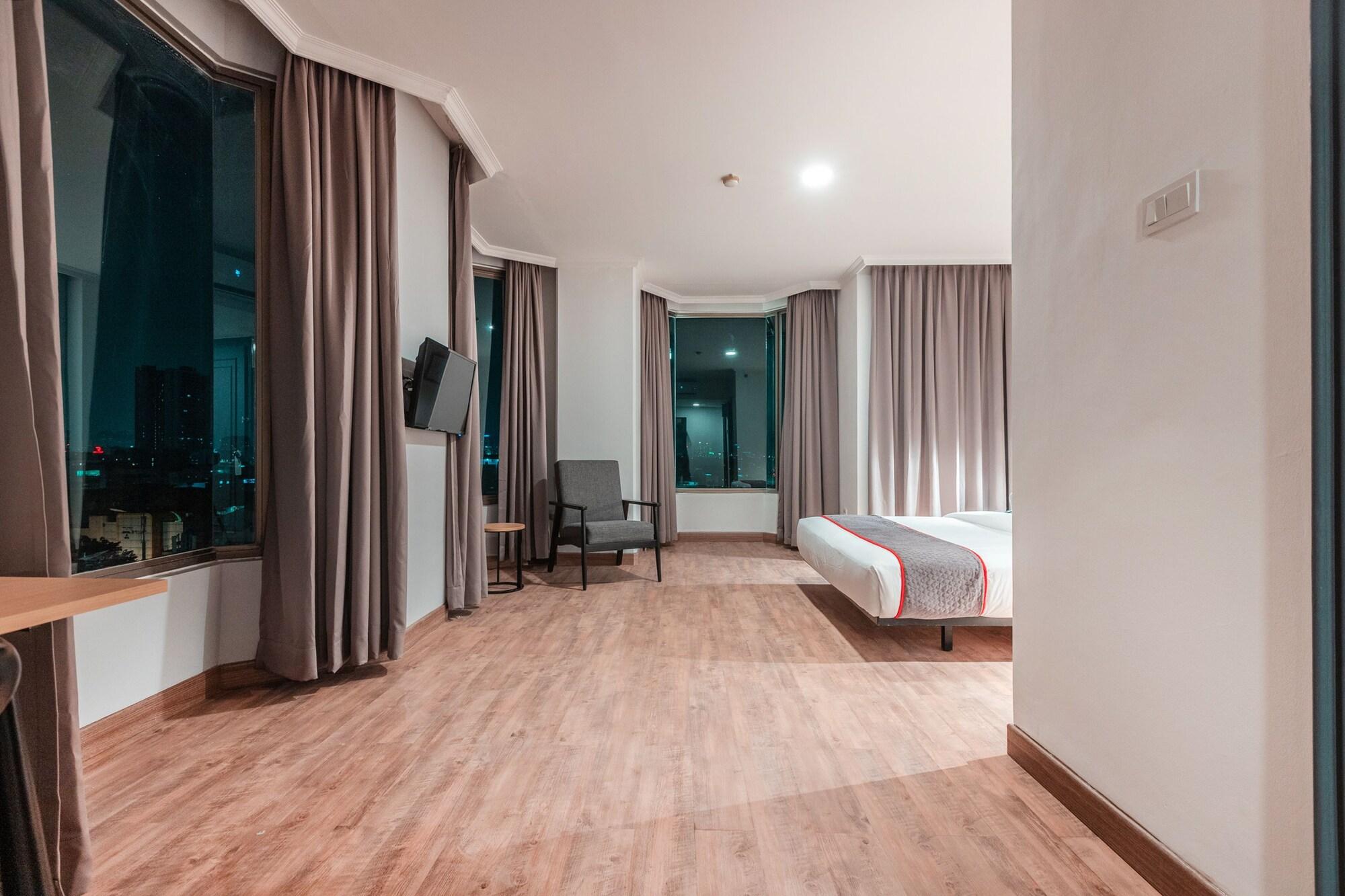 Super Oyo Townhouse 2 Hotel Gunung Sahari Τζακάρτα Εξωτερικό φωτογραφία