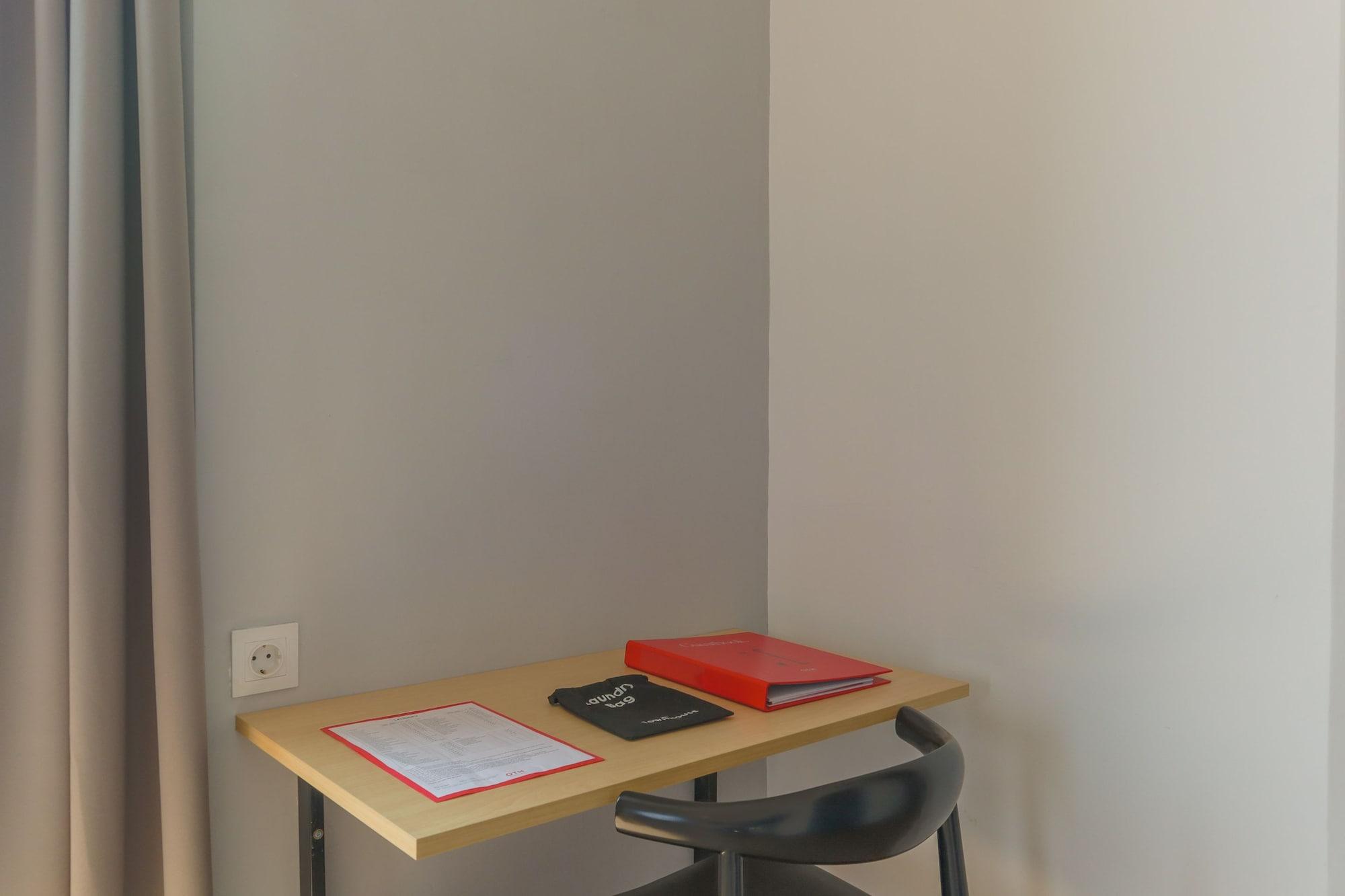 Super Oyo Townhouse 2 Hotel Gunung Sahari Τζακάρτα Εξωτερικό φωτογραφία