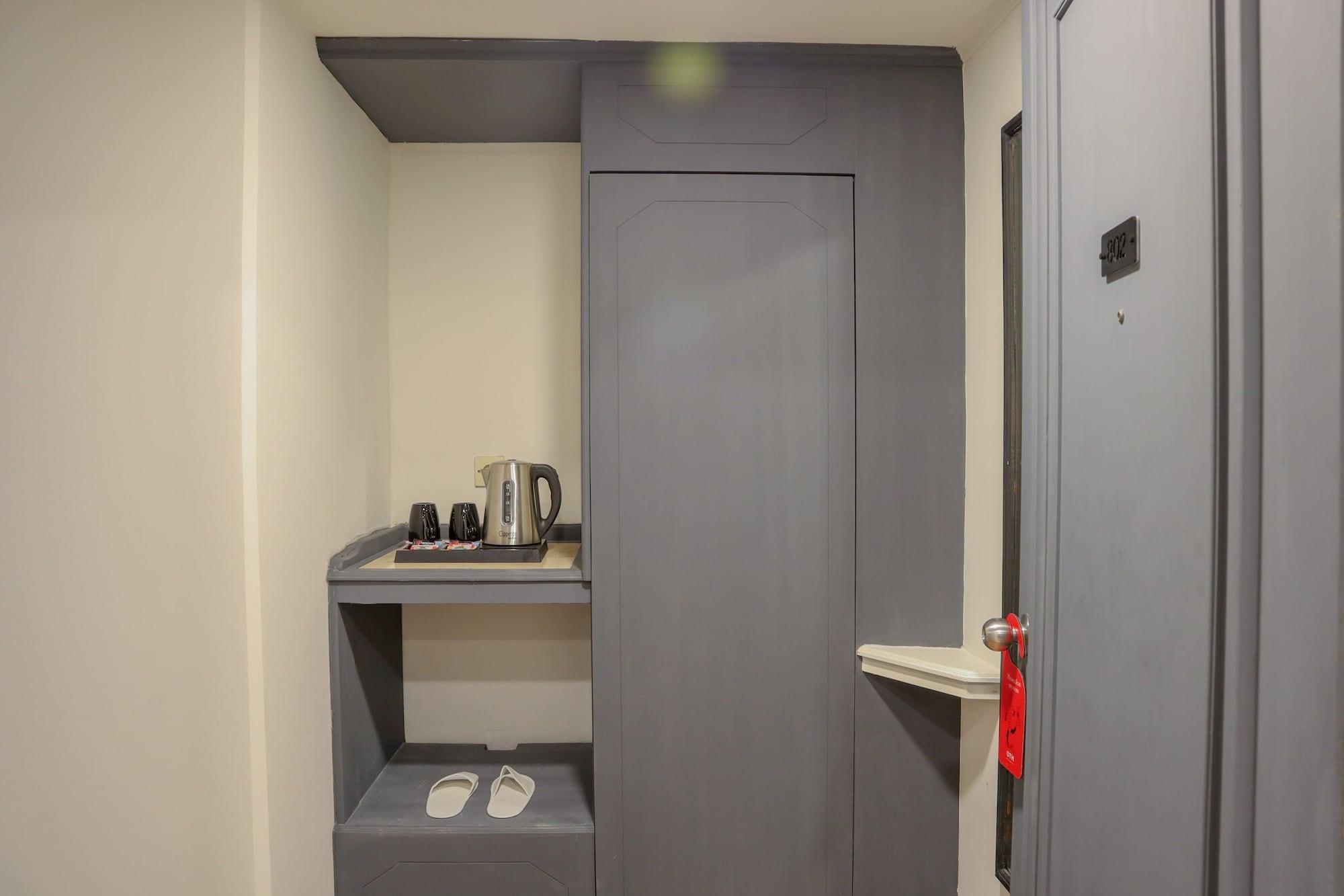 Super Oyo Townhouse 2 Hotel Gunung Sahari Τζακάρτα Εξωτερικό φωτογραφία