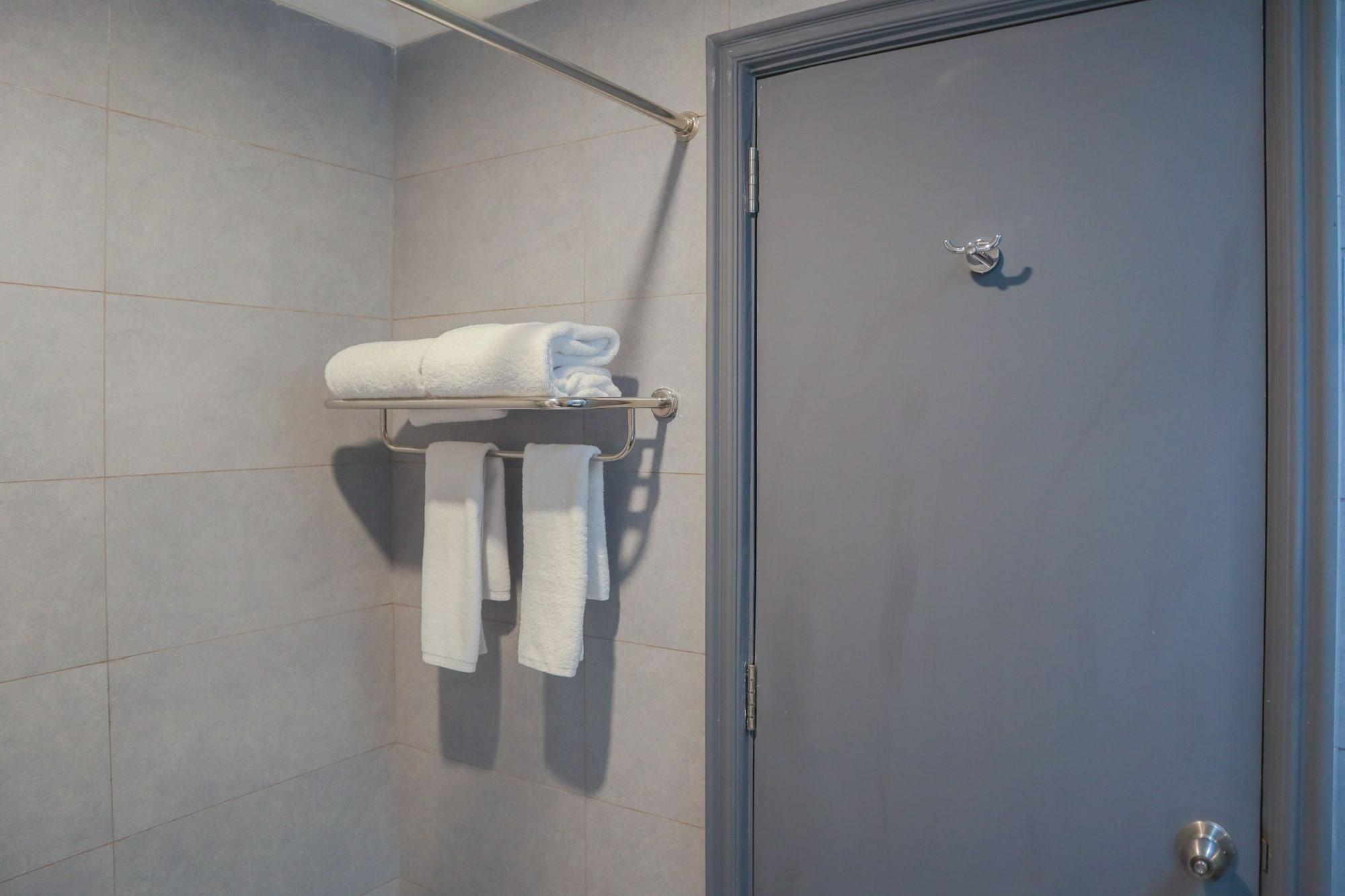 Super Oyo Townhouse 2 Hotel Gunung Sahari Τζακάρτα Εξωτερικό φωτογραφία