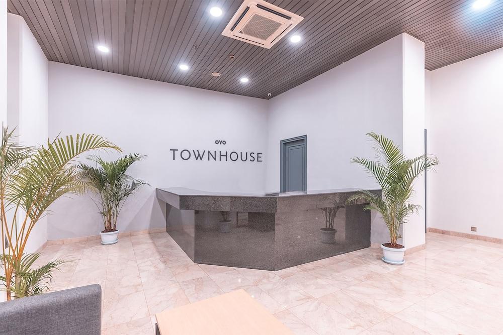 Super Oyo Townhouse 2 Hotel Gunung Sahari Τζακάρτα Εξωτερικό φωτογραφία