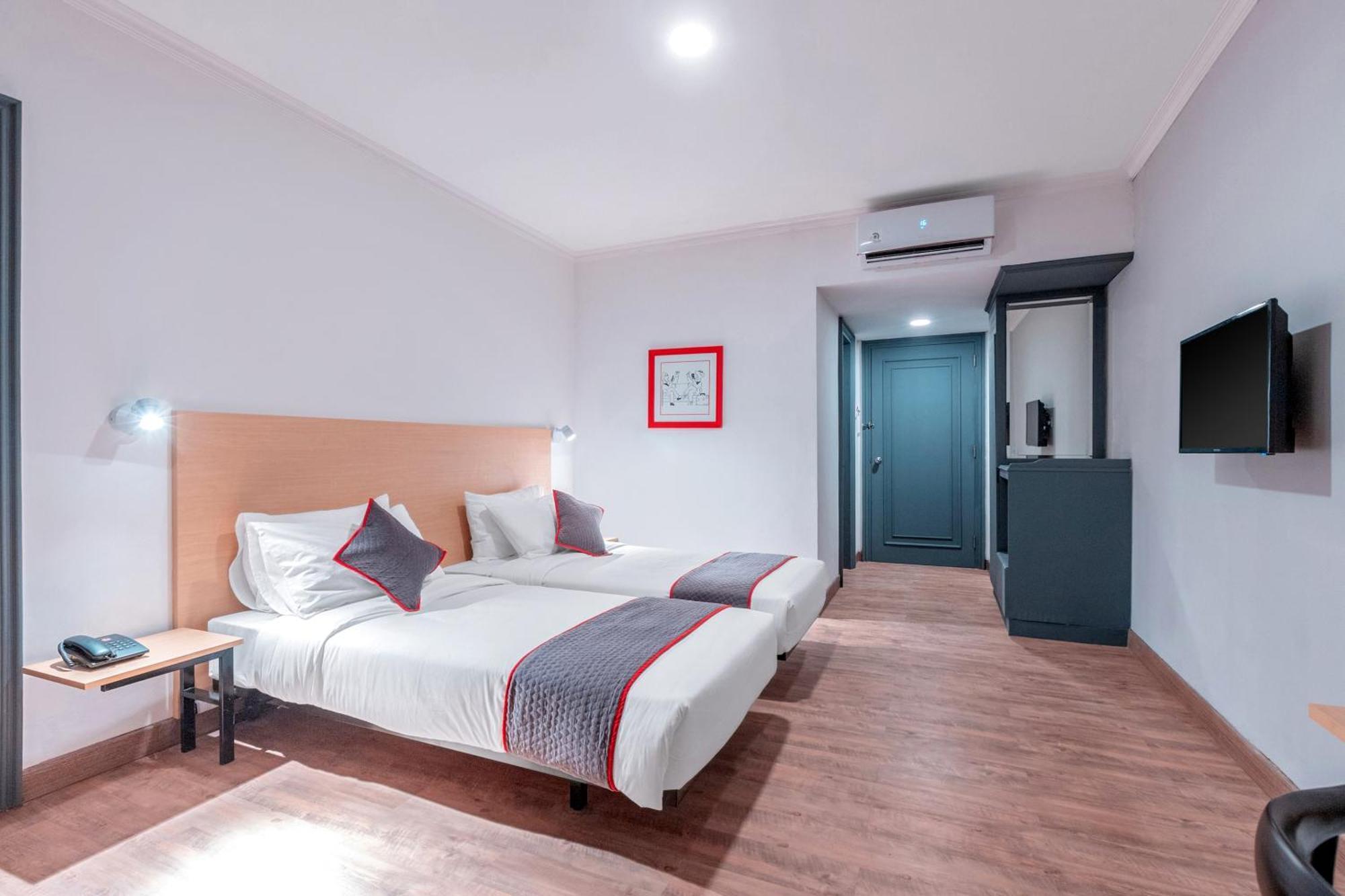 Super Oyo Townhouse 2 Hotel Gunung Sahari Τζακάρτα Εξωτερικό φωτογραφία