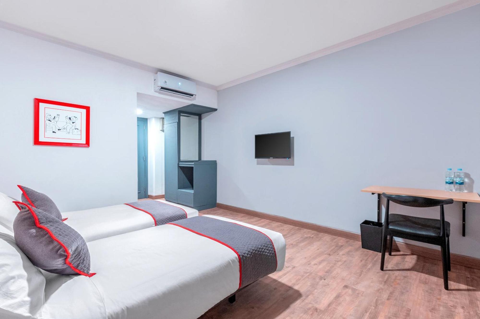 Super Oyo Townhouse 2 Hotel Gunung Sahari Τζακάρτα Εξωτερικό φωτογραφία