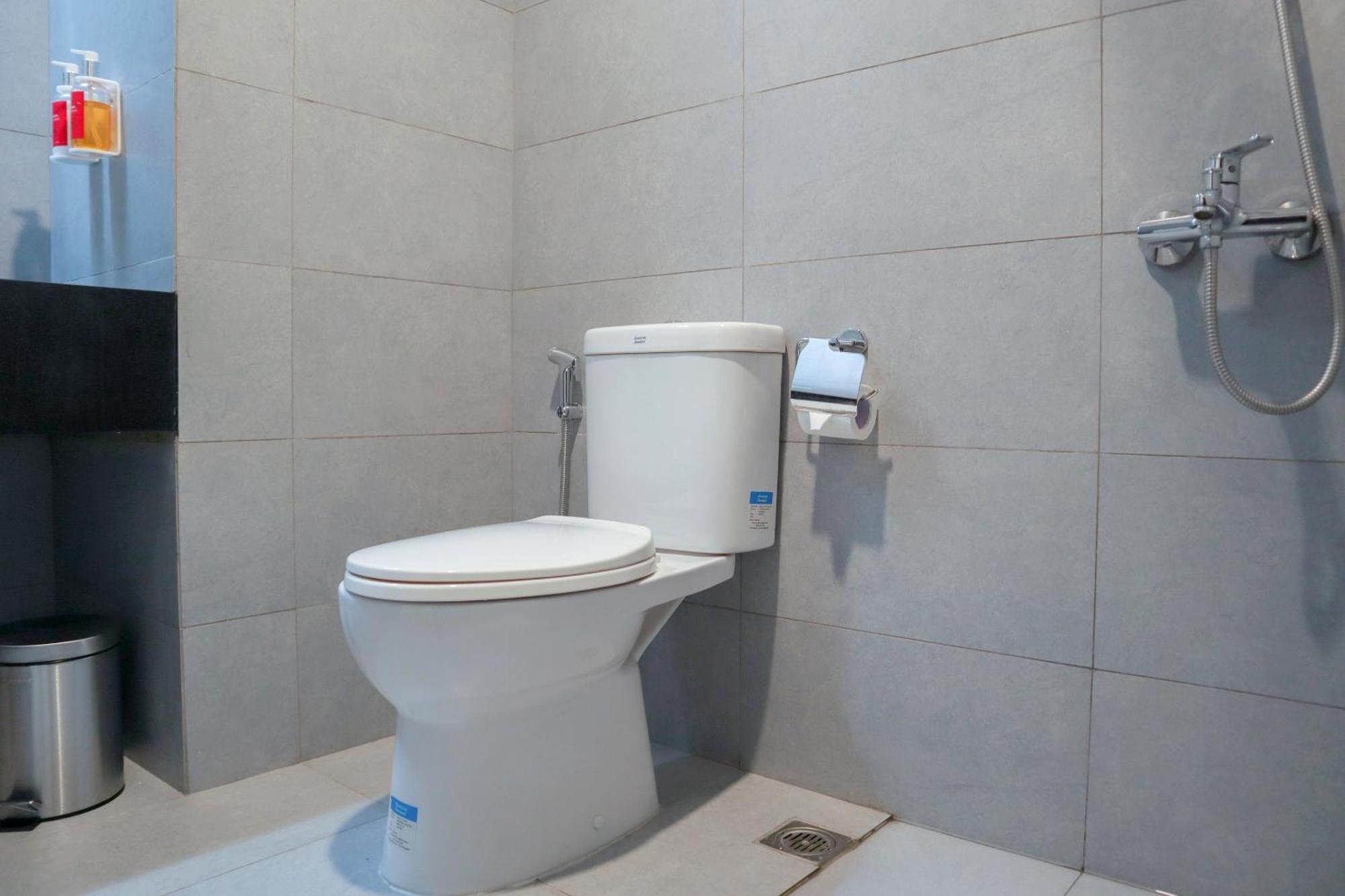 Super Oyo Townhouse 2 Hotel Gunung Sahari Τζακάρτα Εξωτερικό φωτογραφία
