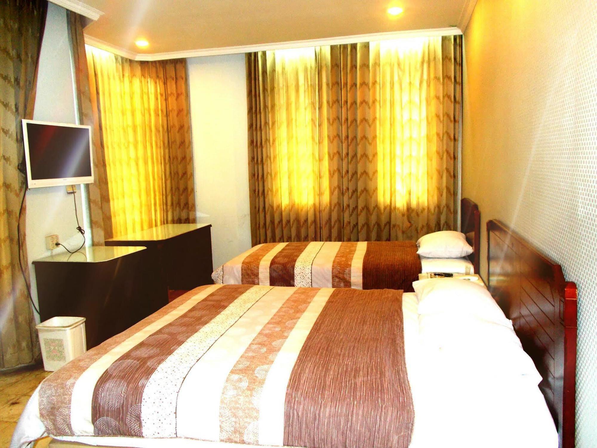 Super Oyo Townhouse 2 Hotel Gunung Sahari Τζακάρτα Εξωτερικό φωτογραφία